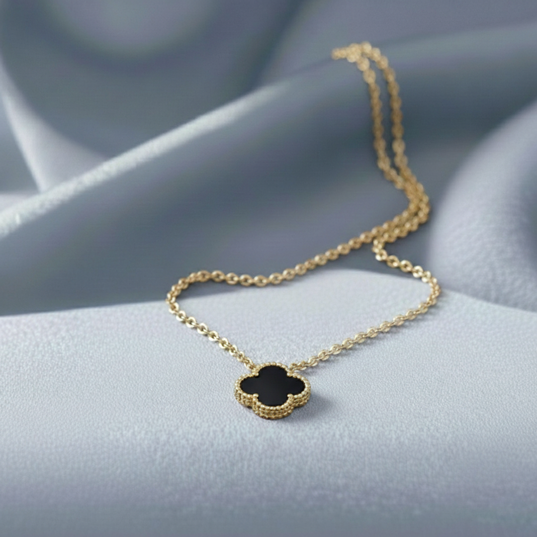 TRÉBOL | COLLAR NEGRO