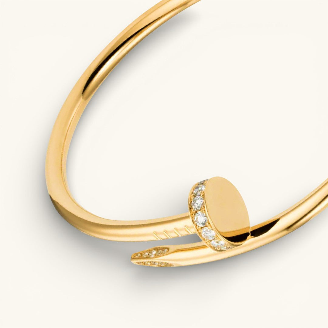 UÑAS ELEGANCIA DELUXE ORO 18K