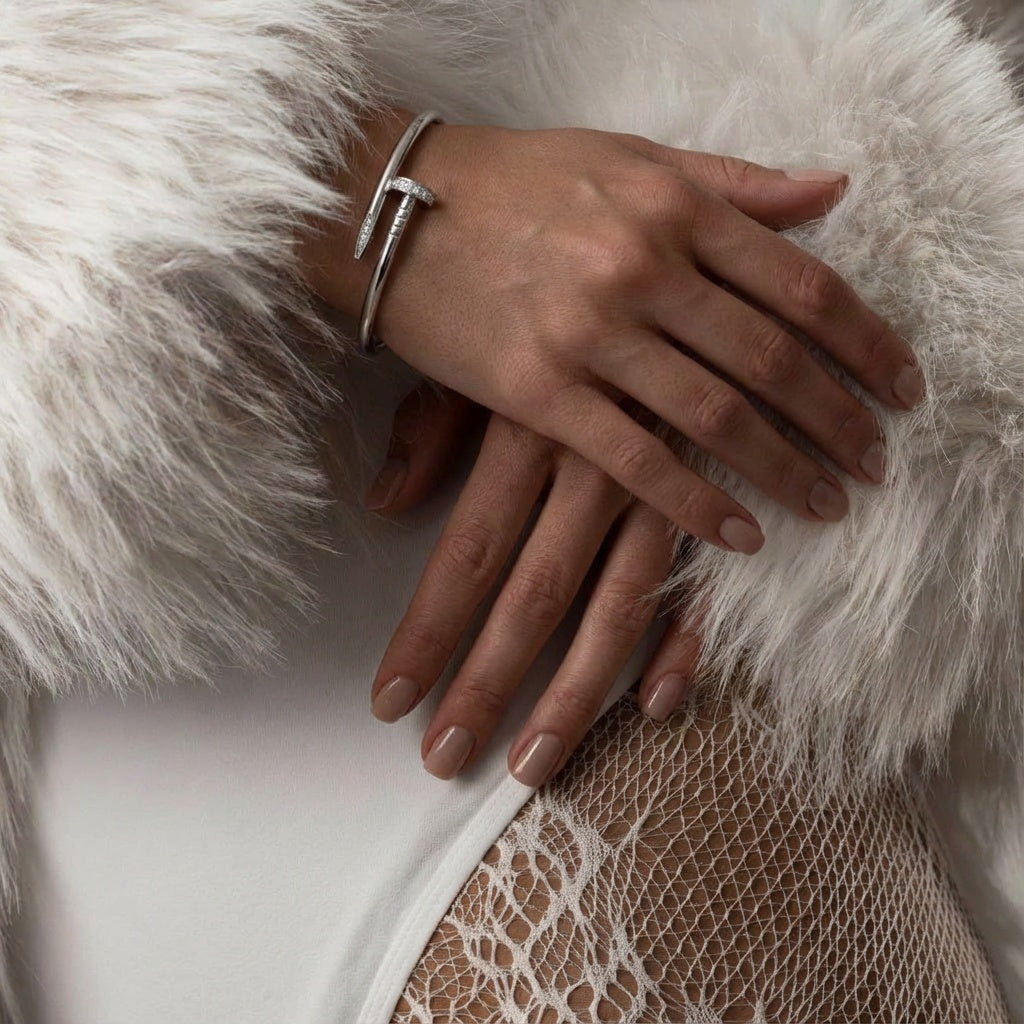 UÑAS ELEGANCIA DELUXE ORO 18K