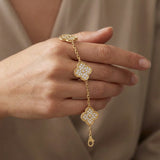 TRÉBOL DE CUATRO HOJAS EN CIRCONITA DORADA