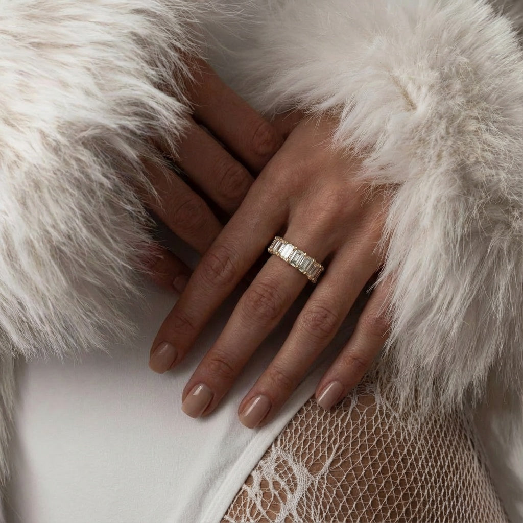 ANILLO CÚBICO EN ORO