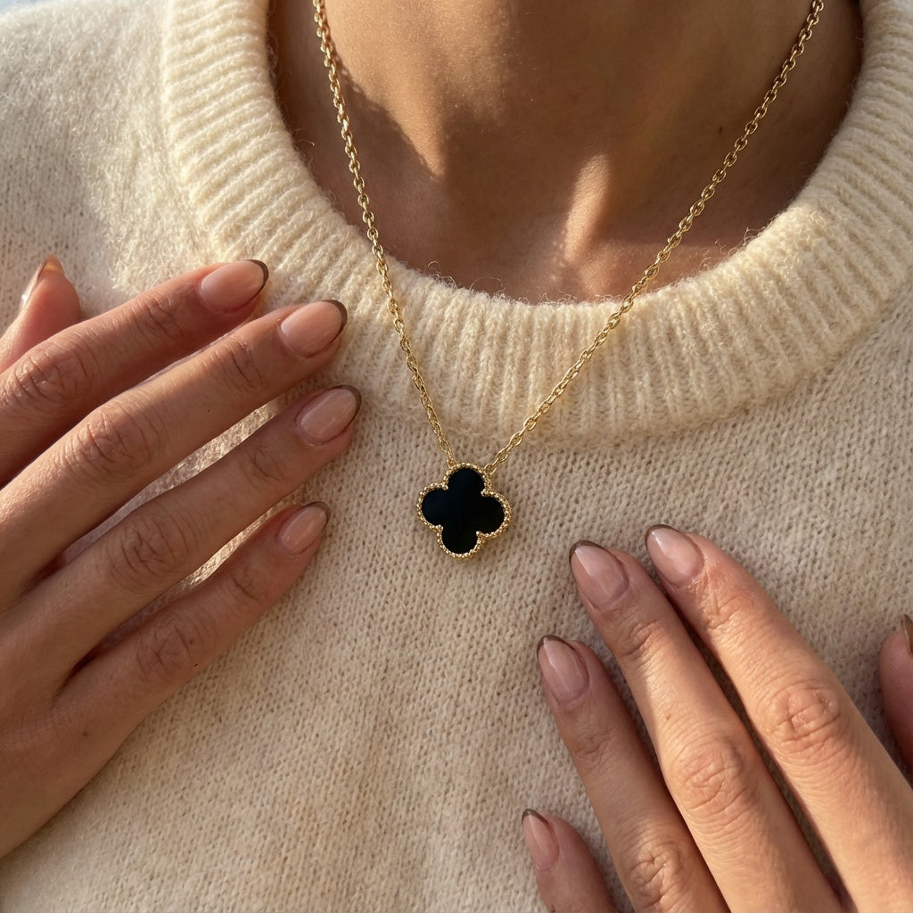 TRÉBOL | COLLAR NEGRO